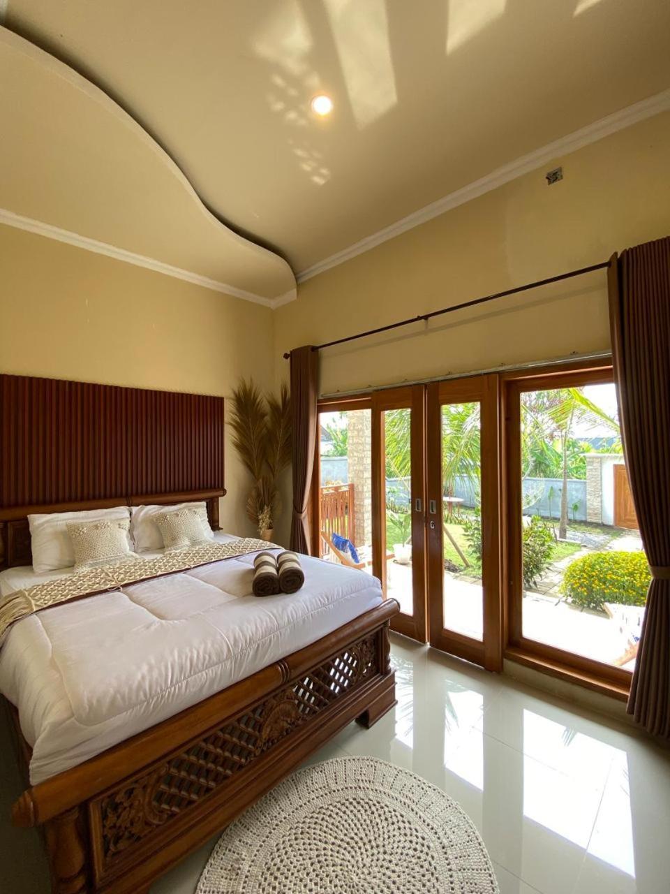 Sumbul View Surfcamp Hotel Airsatang Exterior photo